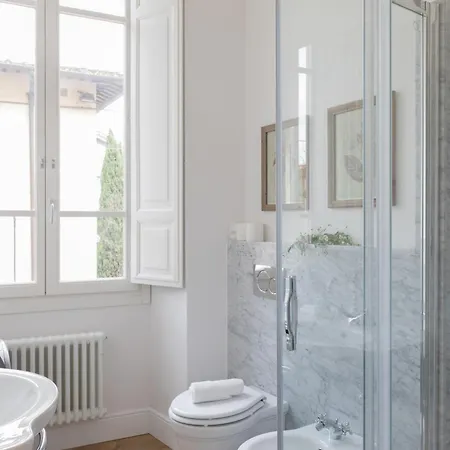 Next Stop, Appartamento *