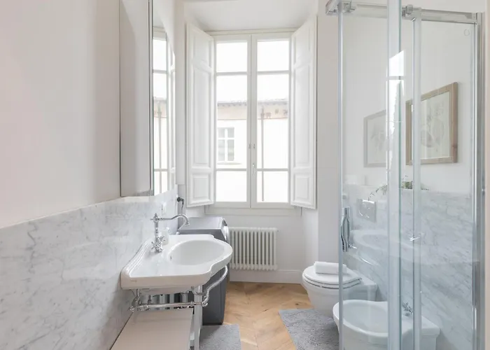 Apartment Next Stop, *