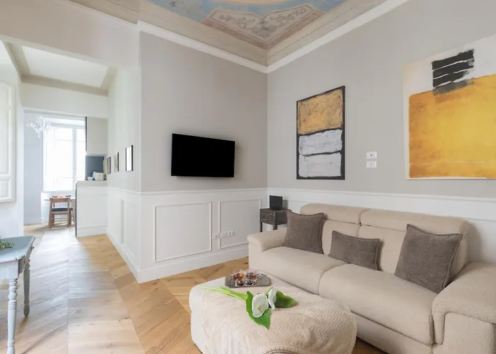 Next Stop, Apartment *